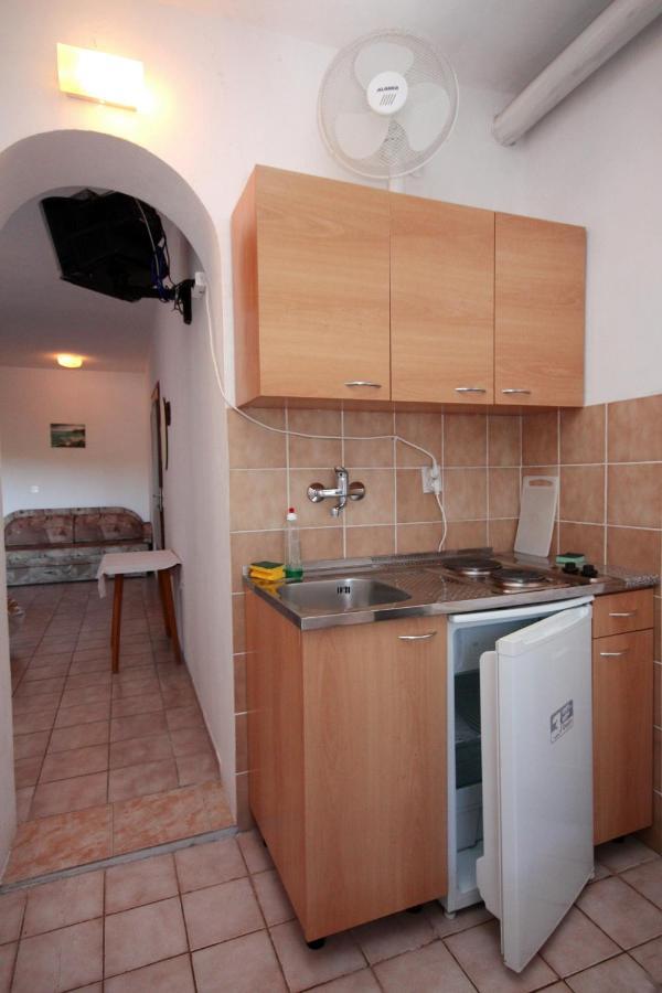 Apartments By The Sea Suha Punta, Rab - 5050 Kampor المظهر الخارجي الصورة