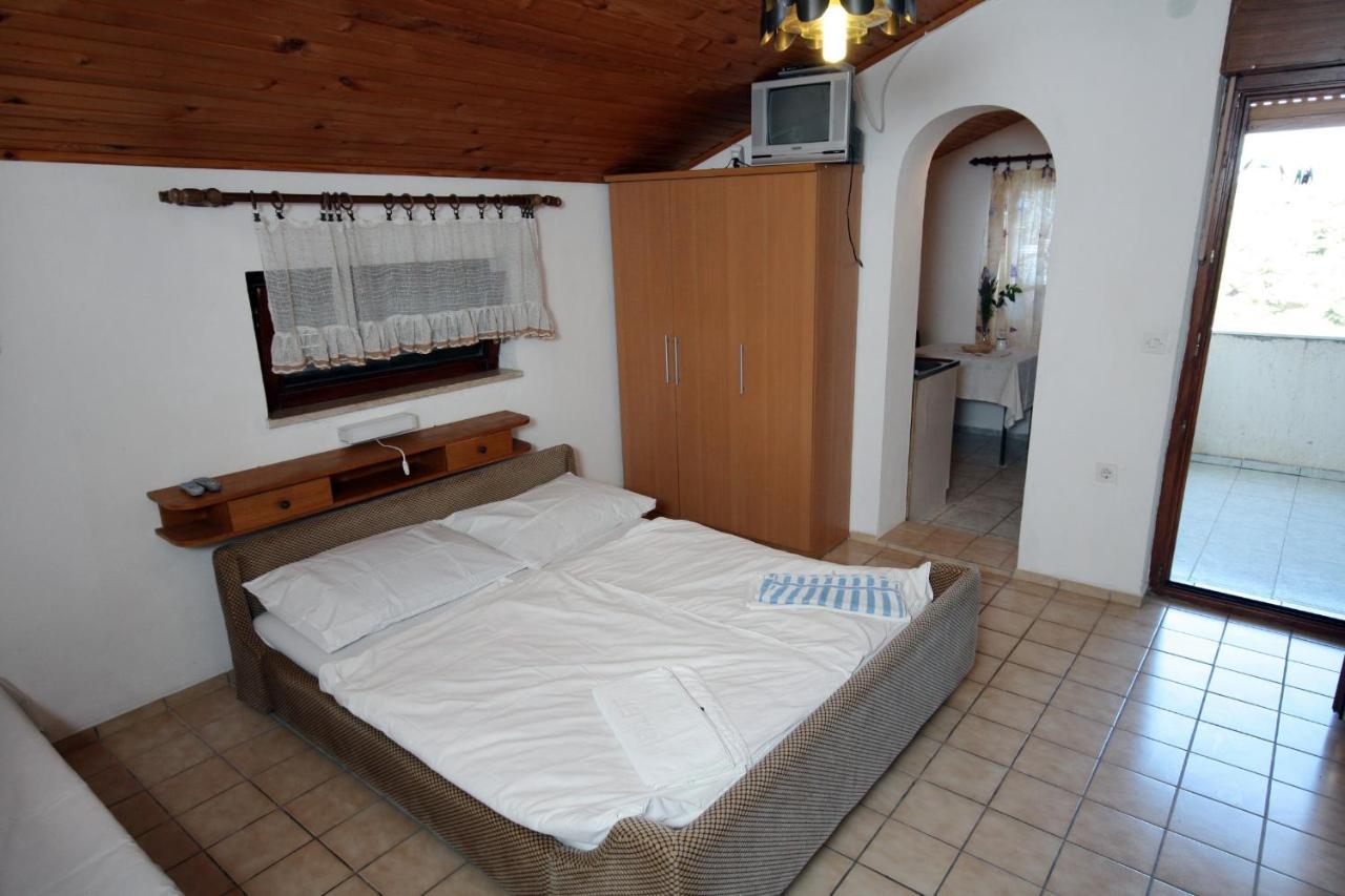Apartments By The Sea Suha Punta, Rab - 5050 Kampor المظهر الخارجي الصورة