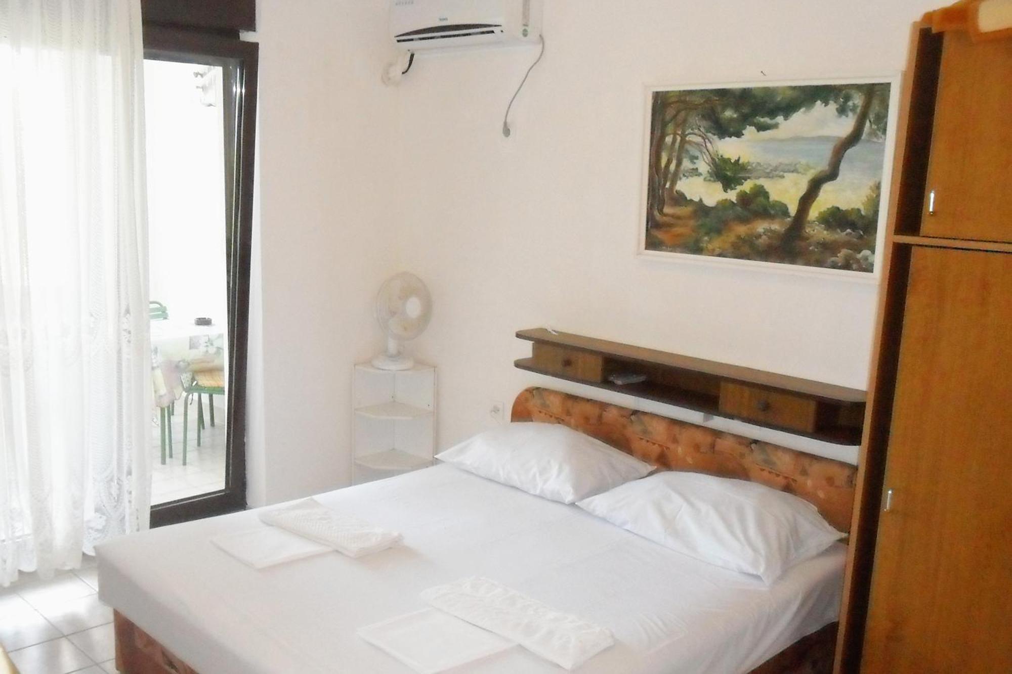 Apartments By The Sea Suha Punta, Rab - 5050 Kampor الغرفة الصورة