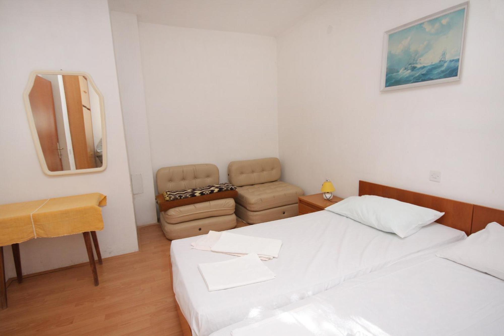 Apartments By The Sea Suha Punta, Rab - 5050 Kampor الغرفة الصورة